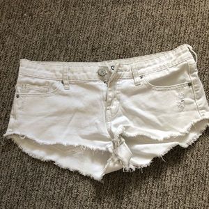 Low rise white jean shorts